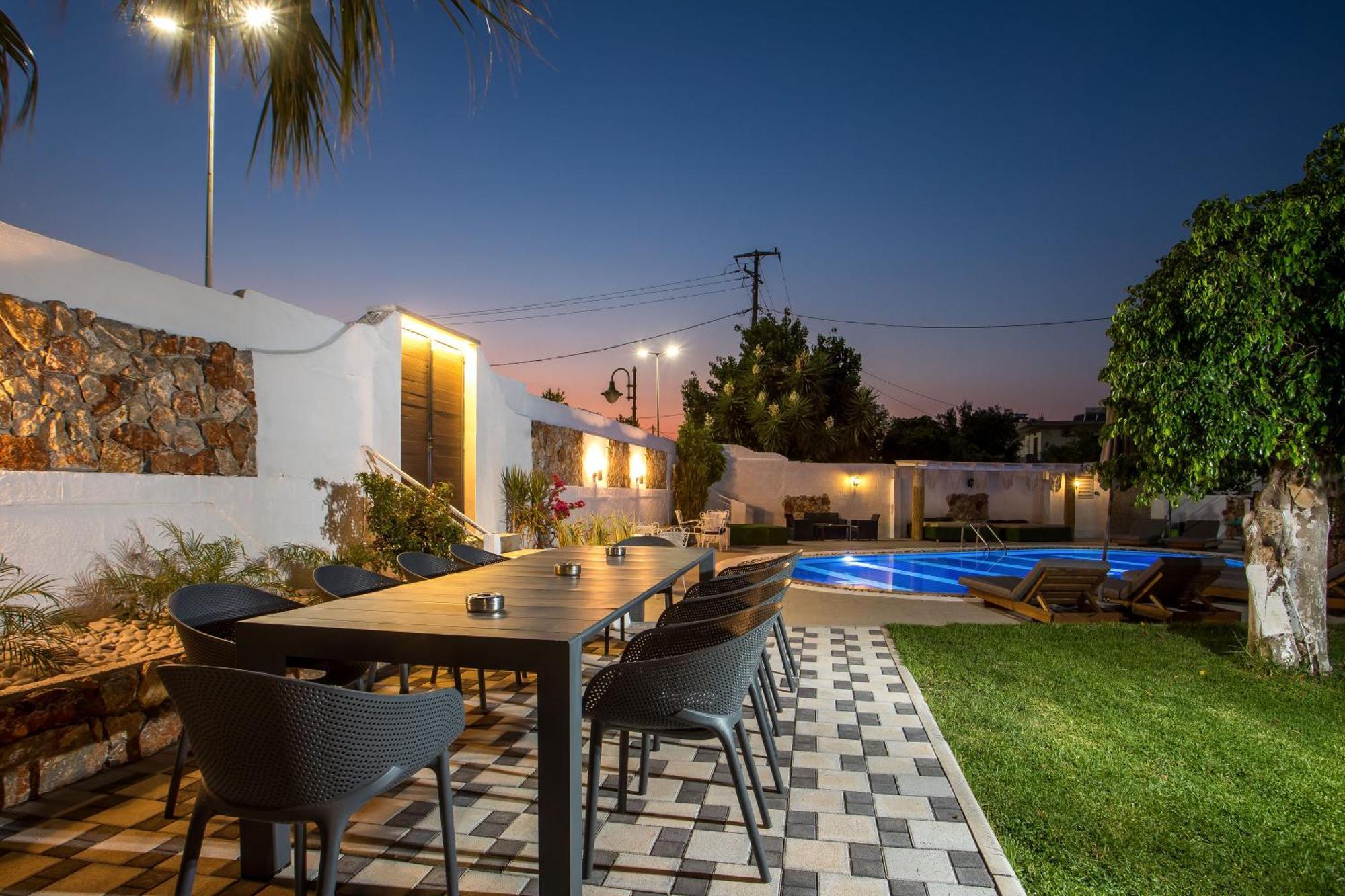 Toula'S Apartments Faliraki Exterior photo